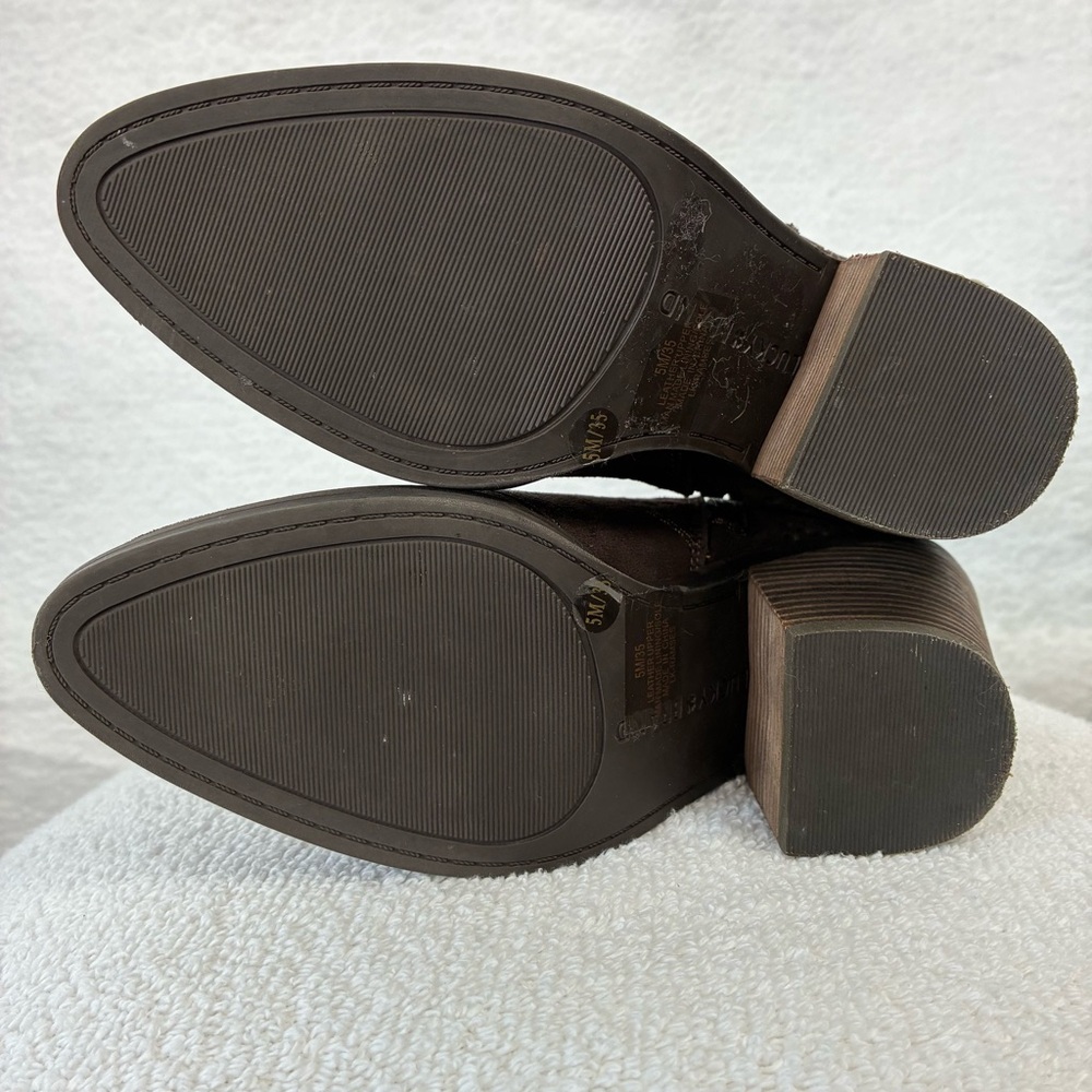 Lucky Brand Boho Perforated Leather Suede Booties Brown Stacked Heel Ankle Boots - Picture 2 of 10